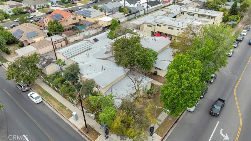7001 Hazeltine Avenue, Van Nuys, California 91405