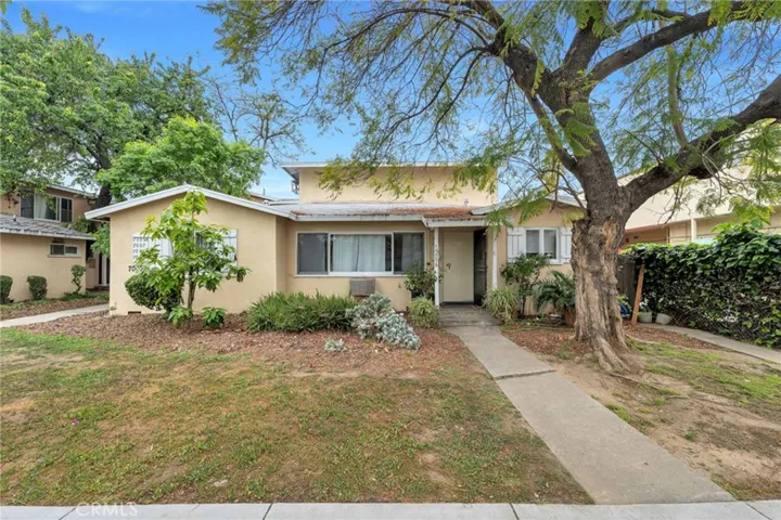 7001 Hazeltine Avenue, Van Nuys, California 91405