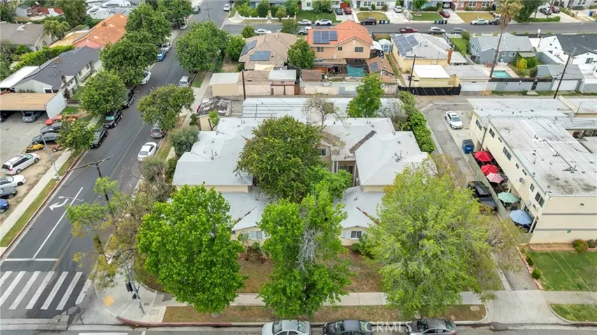 7001 Hazeltine Avenue, Van Nuys, California 91405