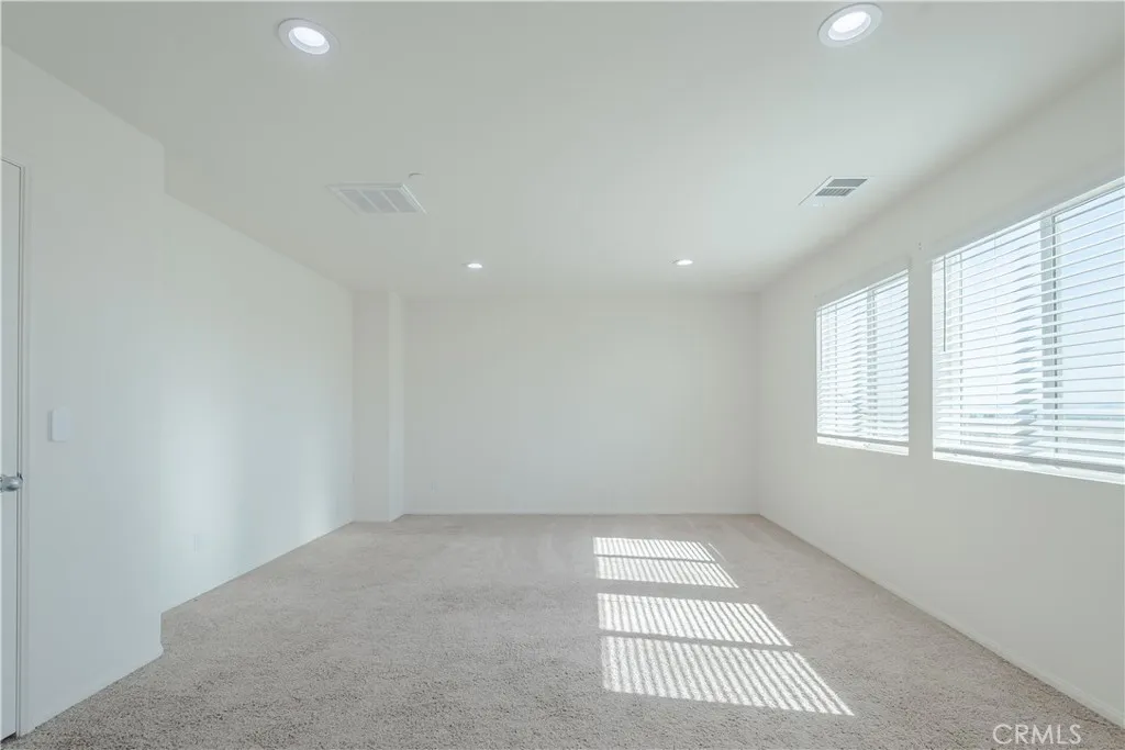 10619 Appaloosa Avenue, Hesperia, California 92345 home-pic-16