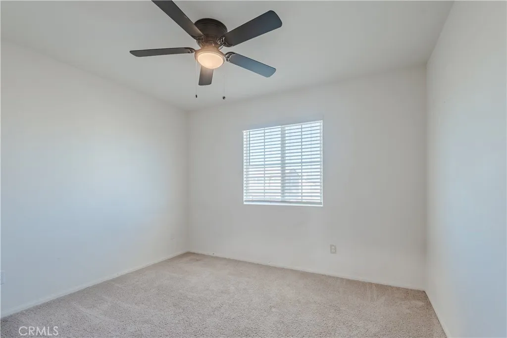 10619 Appaloosa Avenue, Hesperia, California 92345 home-pic-24
