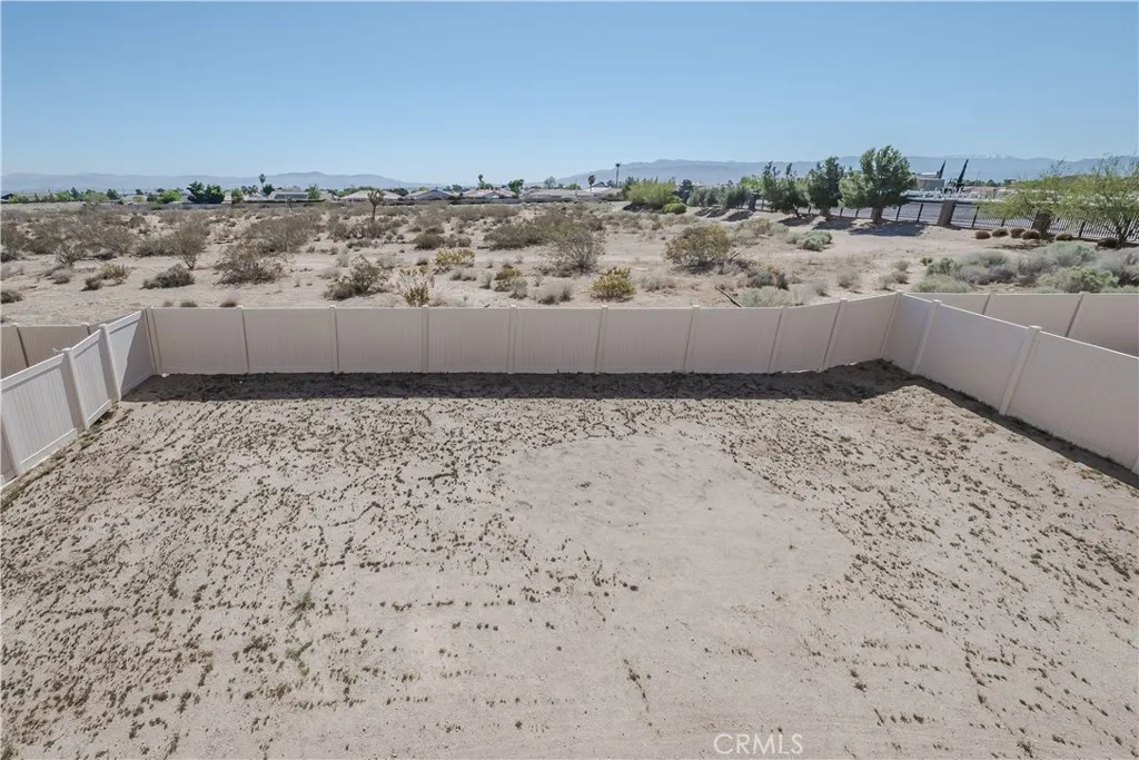 10619 Appaloosa Avenue, Hesperia, California 92345 home-pic-33