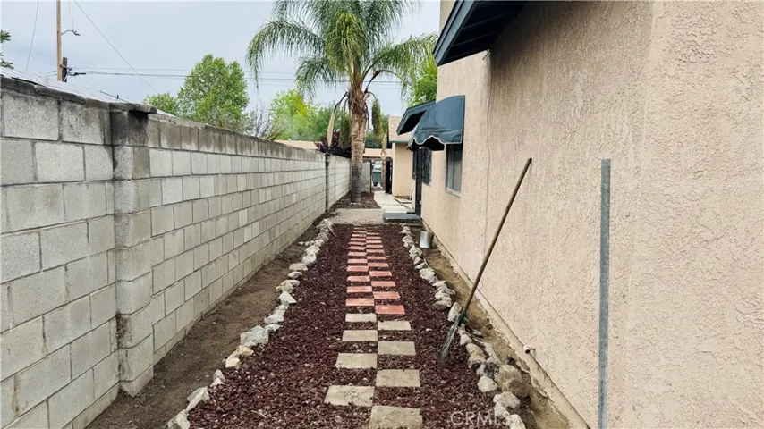 221 E Mead Street, San Jacinto, California 92583