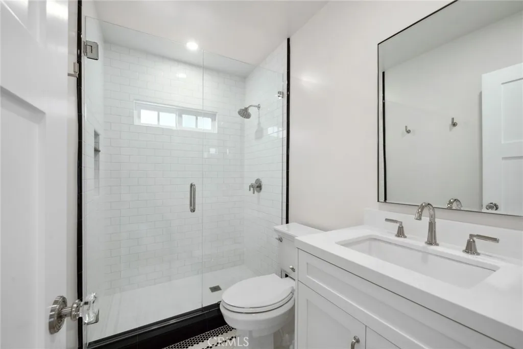1805 Clay Street, Newport Beach, California 92663 home-pic-16