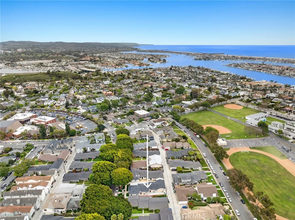 1805 Clay Street, Newport Beach, California 92663 home-pic-25