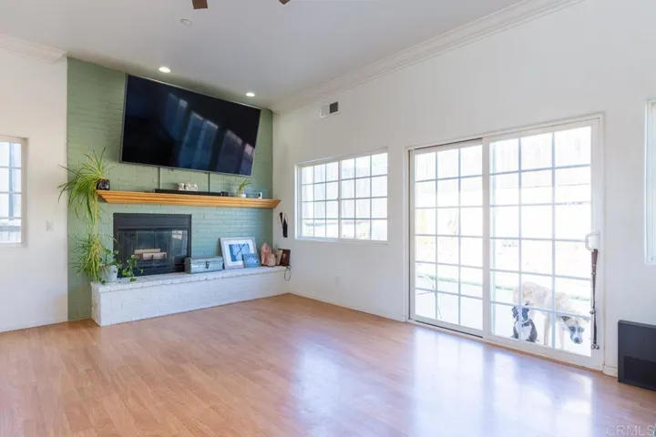 229 Holly Road, El Cajon, California 92021