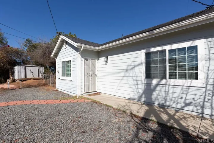 229 Holly Road, El Cajon, California 92021