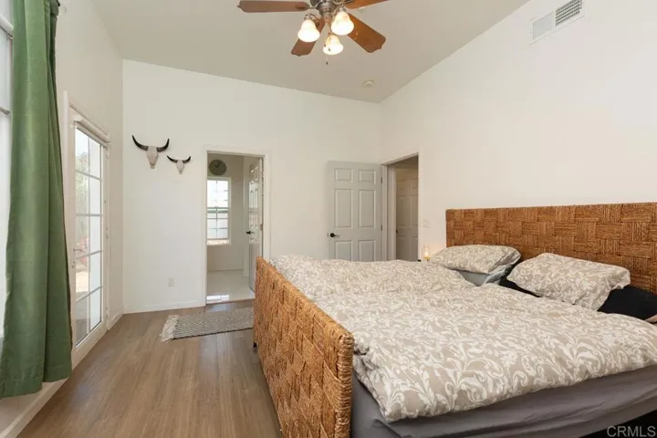 229 Holly Road, El Cajon, California 92021