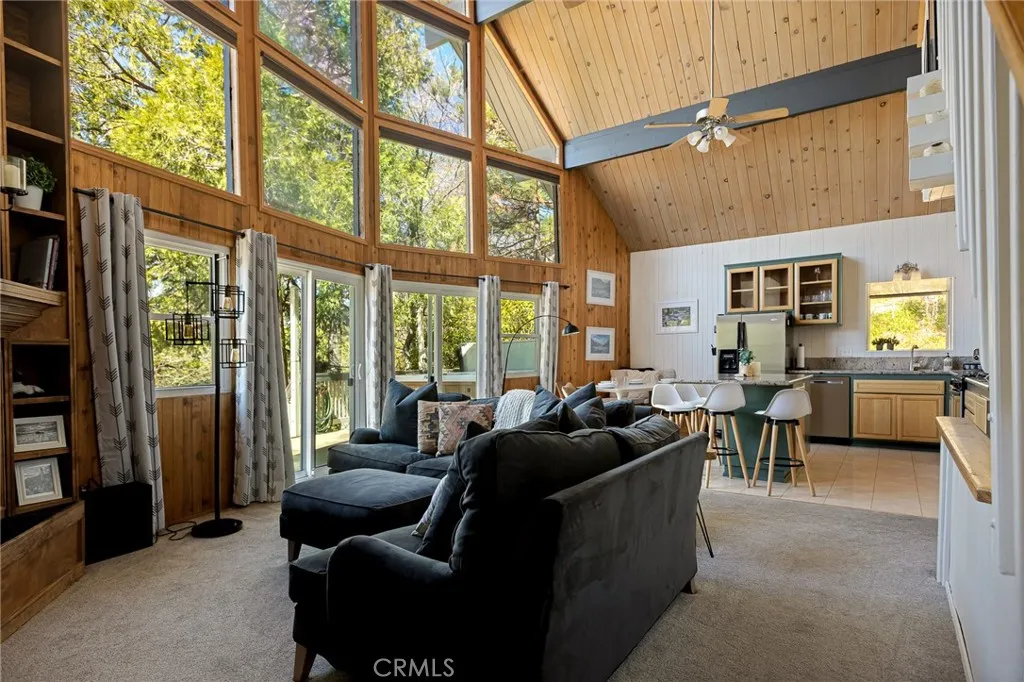 735 Bishorn Drive, Lake Arrowhead, California 92352 home-pic-5