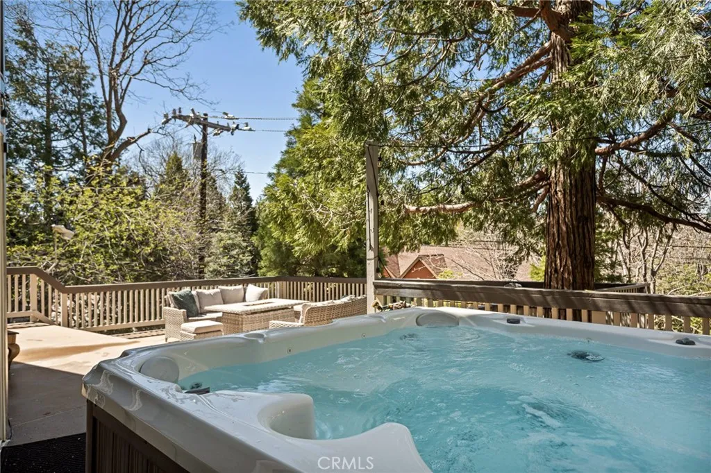 735 Bishorn Drive, Lake Arrowhead, California 92352 home-pic-17