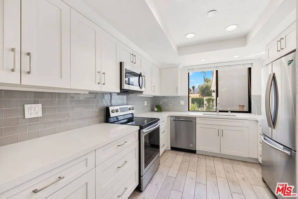 43 Calle Encinitas, Rancho Mirage, California 92270 home-pic-8