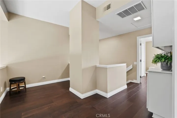19055 Singingwood Circle, Lake Forest, California 92679