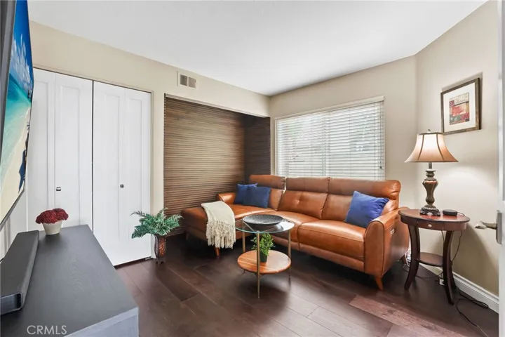 19055 Singingwood Circle, Lake Forest, California 92679