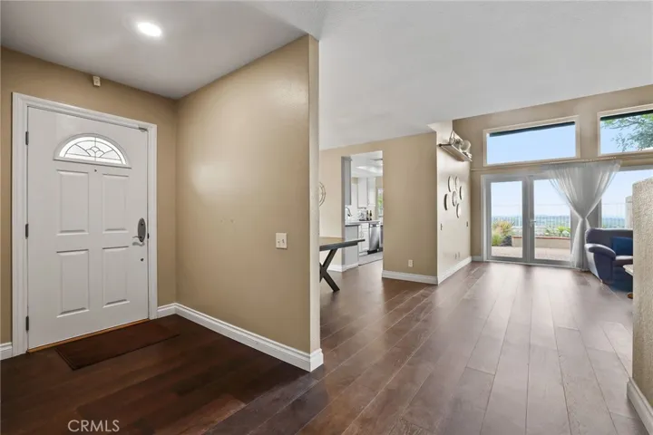 19055 Singingwood Circle, Lake Forest, California 92679