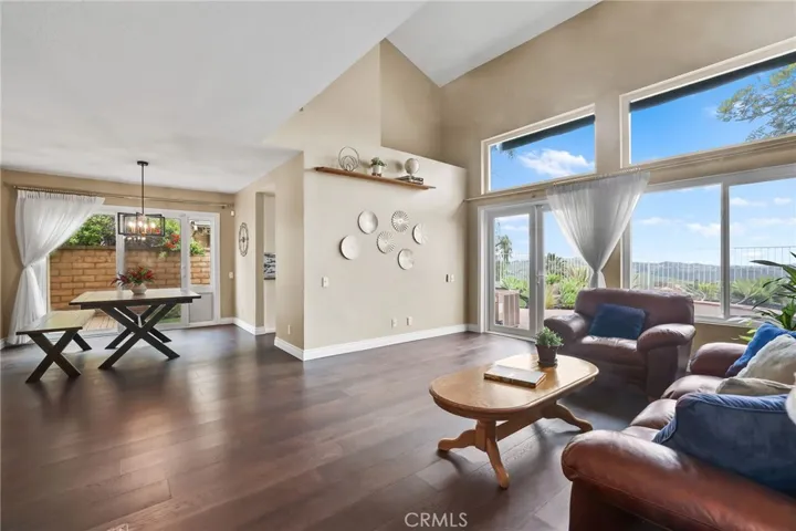 19055 Singingwood Circle, Lake Forest, California 92679