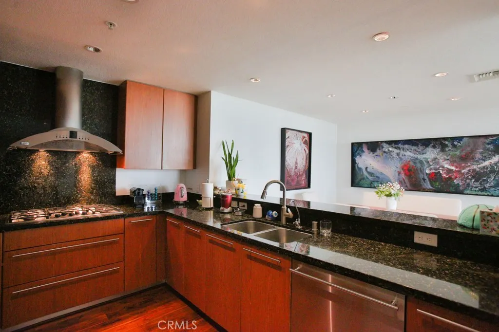 3141 Michelson Drive 602, Irvine, California 92612 home-pic-6