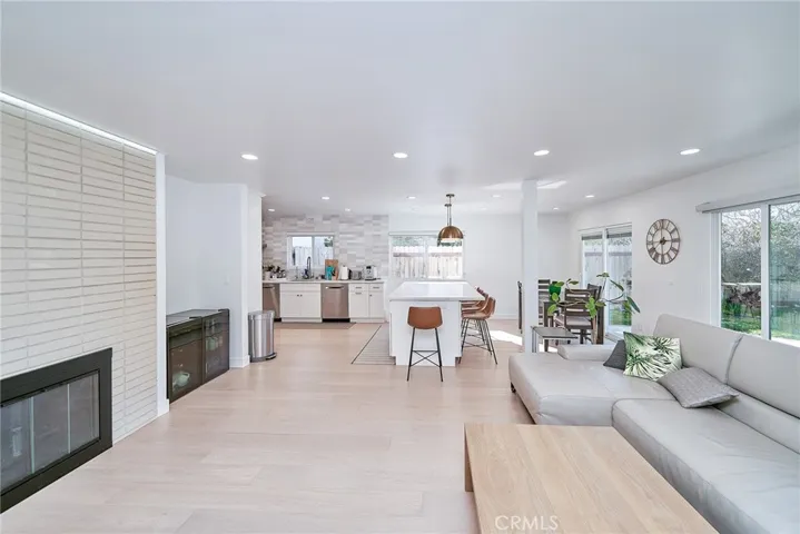 6231 Lochvale Drive, Rancho Palos Verdes, California 90275
