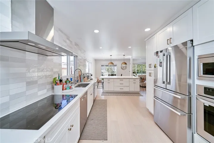 6231 Lochvale Drive, Rancho Palos Verdes, California 90275