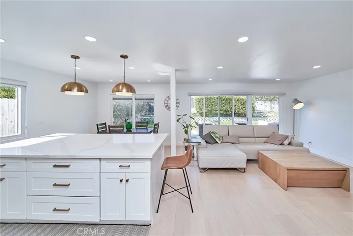6231 Lochvale Drive, Rancho Palos Verdes, California 90275