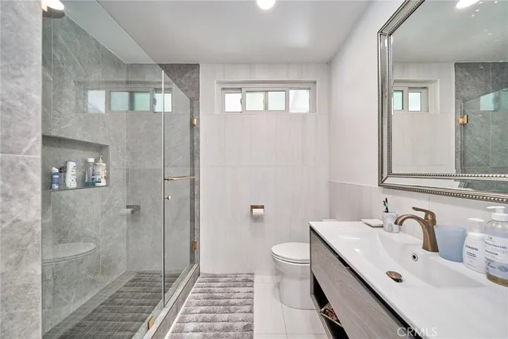 6231 Lochvale Drive, Rancho Palos Verdes, California 90275