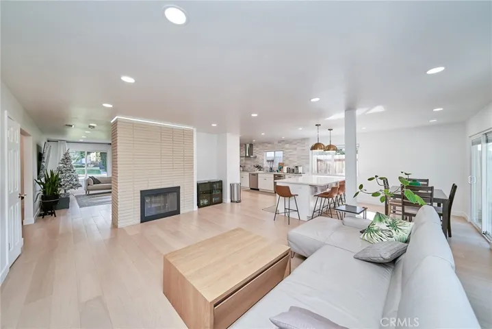 6231 Lochvale Drive, Rancho Palos Verdes, California 90275