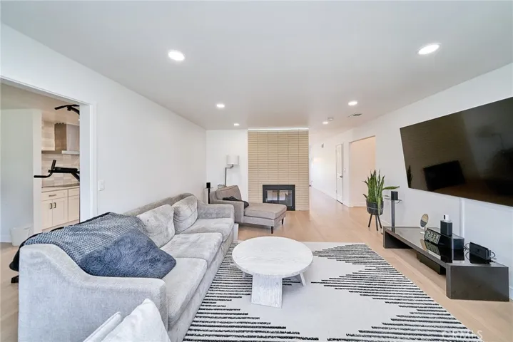 6231 Lochvale Drive, Rancho Palos Verdes, California 90275
