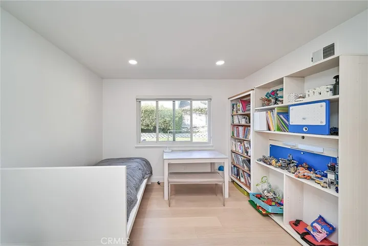 6231 Lochvale Drive, Rancho Palos Verdes, California 90275