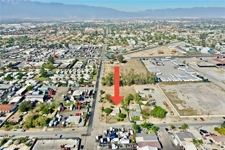 15114 Washington Drive, Fontana, California 92335
