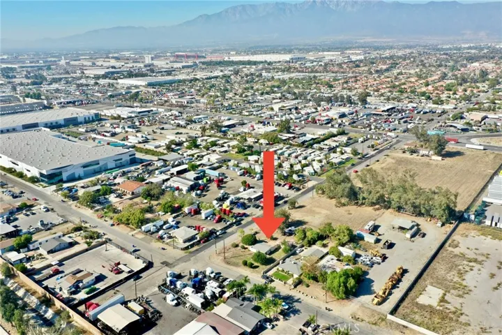 15114 Washington Drive, Fontana, California 92335
