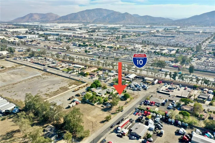 15114 Washington Drive, Fontana, California 92335