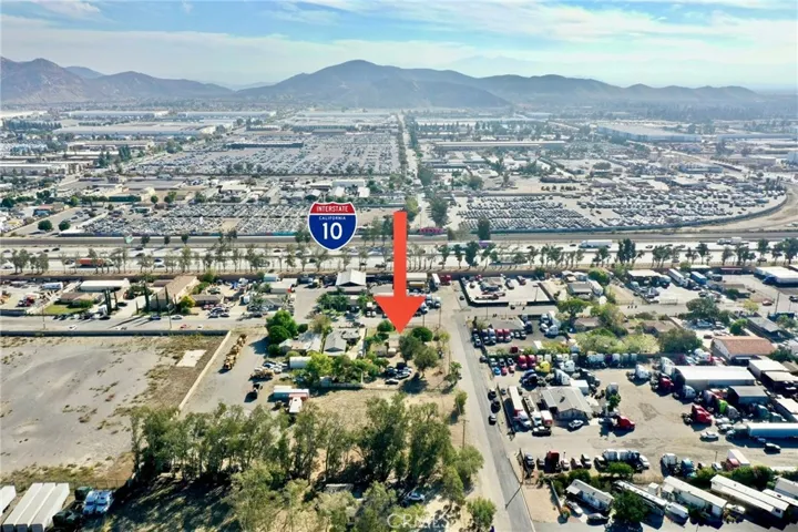 15114 Washington Drive, Fontana, California 92335