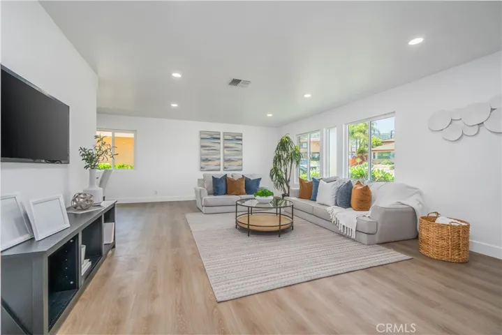 1624 Doverfield Avenue, Hacienda Heights, California 91745