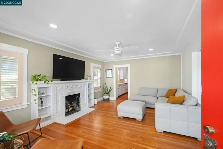 514 Arch Street, Martinez, California 94553-3241