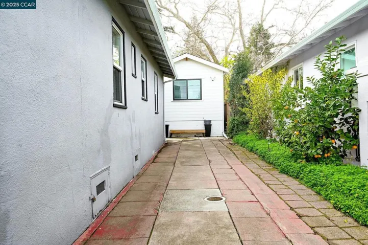 514 Arch Street, Martinez, California 94553-3241
