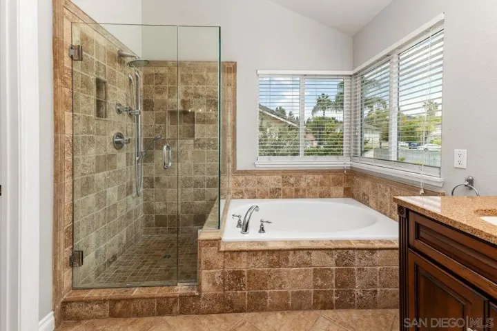 5161 Camino Playa Portofino, San Diego, California 92124