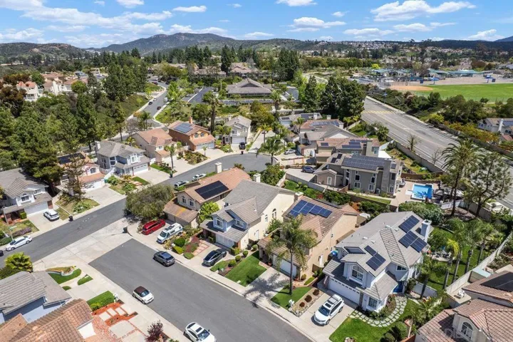 5161 Camino Playa Portofino, San Diego, California 92124