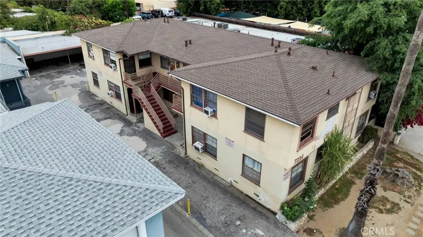 7224 Hazeltine Avenue, Van Nuys, California 91405