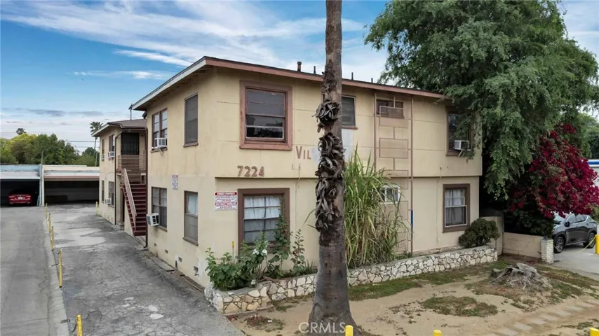 7224 Hazeltine Avenue, Van Nuys, California 91405