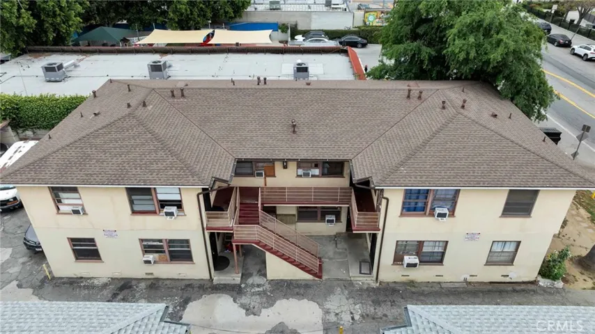 7224 Hazeltine Avenue, Van Nuys, California 91405