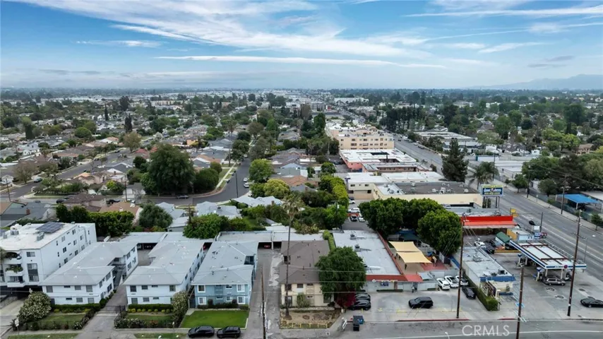 7224 Hazeltine Avenue, Van Nuys, California 91405