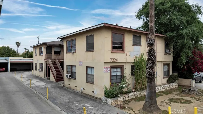 7224 Hazeltine Avenue, Van Nuys, California 91405