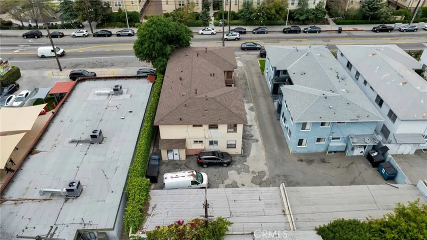 7224 Hazeltine Avenue, Van Nuys, California 91405