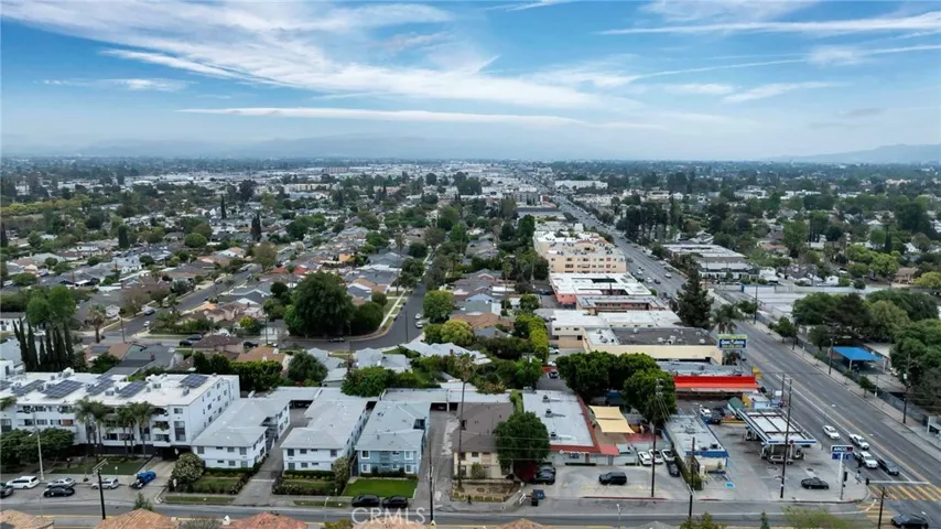7224 Hazeltine Avenue, Van Nuys, California 91405