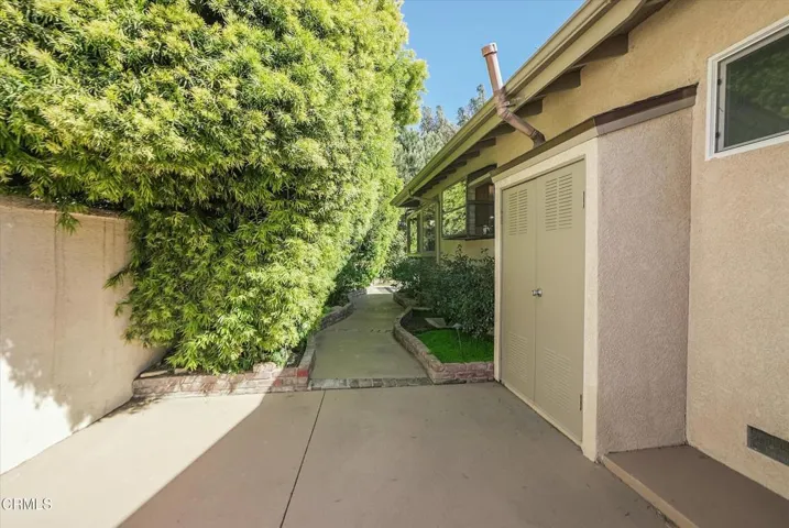 29-6986 Harmon Drive-30