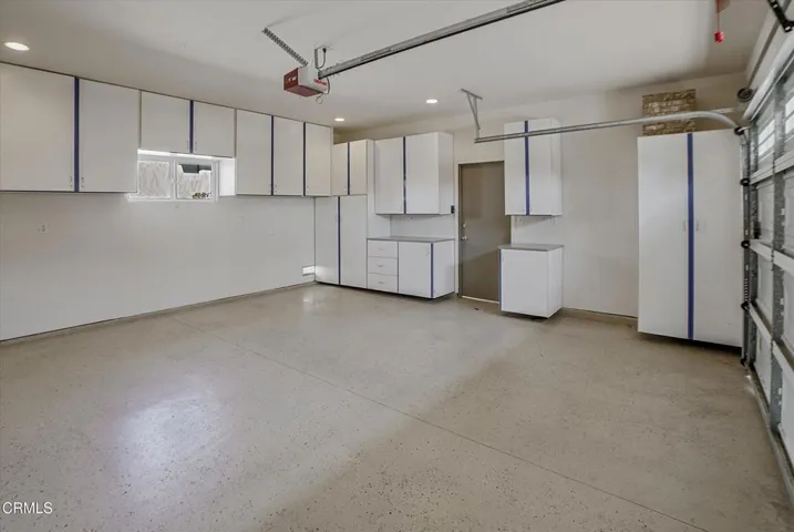 42-6986 Harmon Drive-43
