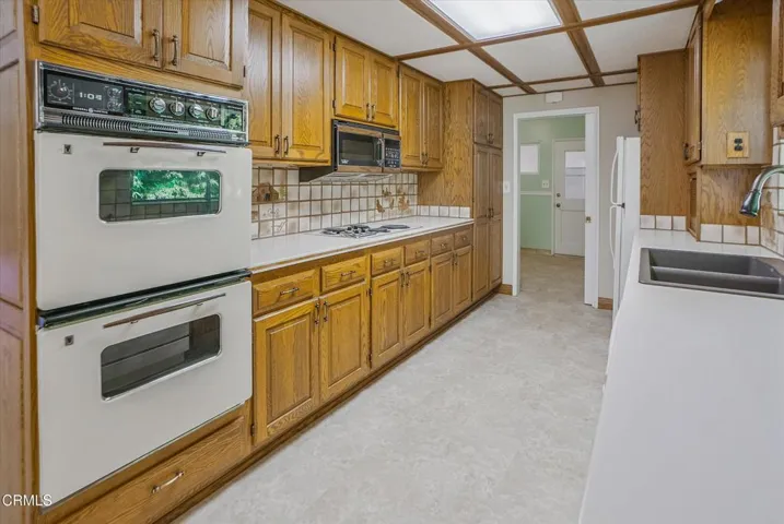 10-6986 Harmon Drive-11