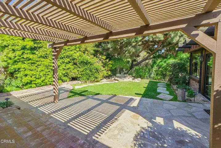 33-6986 Harmon Drive-34