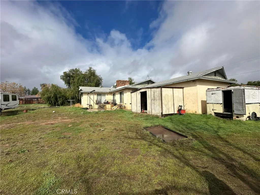 27890 Greenwald Avenue, Perris, California 92570 home-pic-6