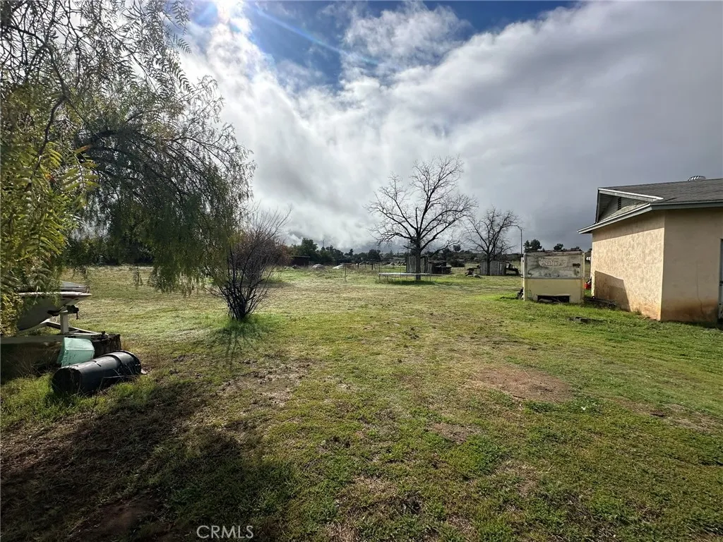 27890 Greenwald Avenue, Perris, California 92570 home-pic-3