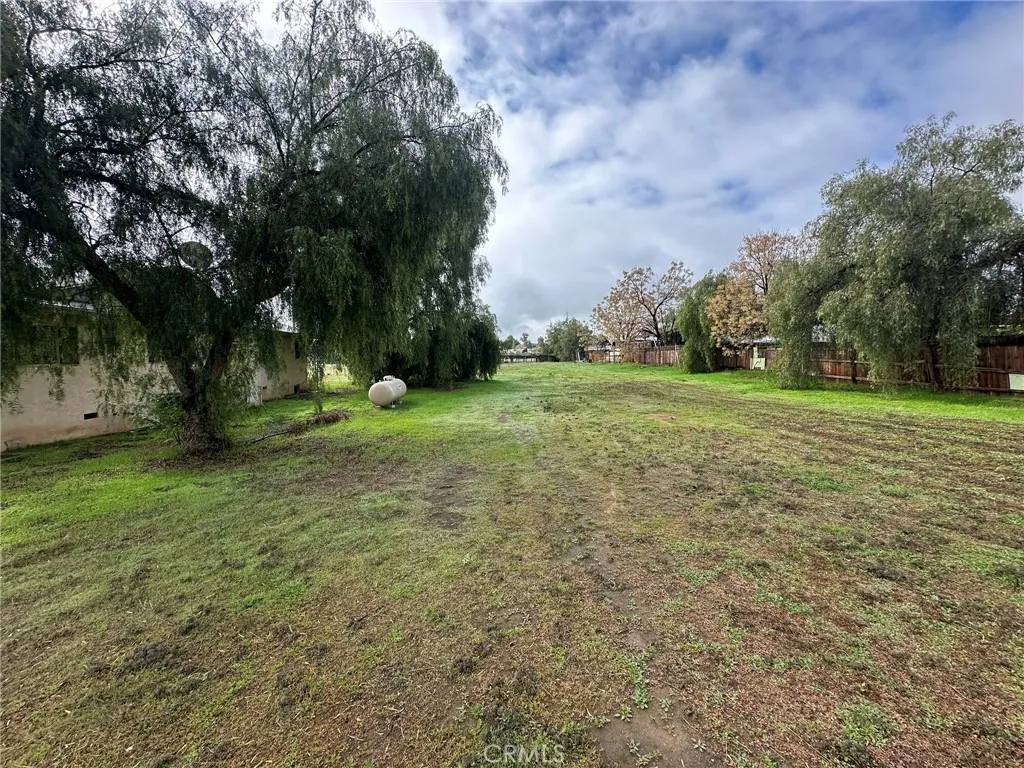 27890 Greenwald Avenue, Perris, California 92570 home-pic-2